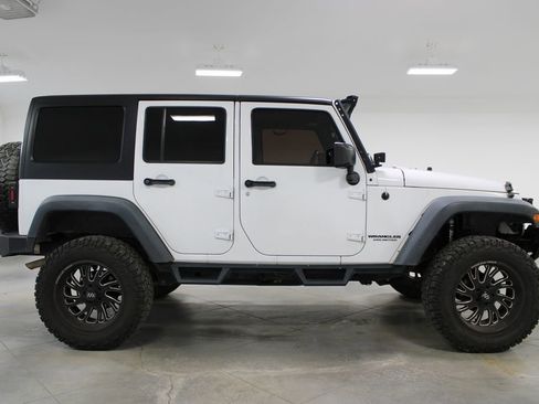 Used 2016 Jeep Wrangler Unlimited Sport w/ Quick Order Package 24S image 11