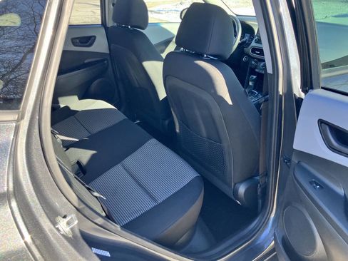 Used 2019 Hyundai Kona SEL image 27