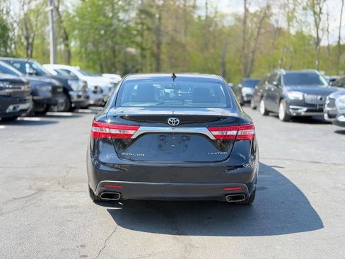 Used 2013 Toyota Avalon Limited FWD image 8