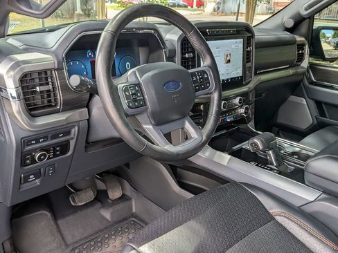 Used 2024 Ford F150 Lariat AWD/4WD image 33