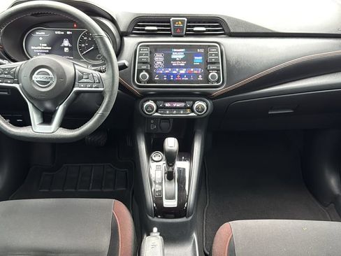 Used 2022 Nissan Versa SR w/ Convenience Package FWD image 18