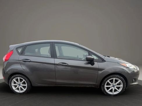 Used 2019 Ford Fiesta SE w/ Equipment Group 201A image 4