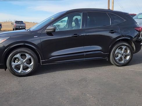 Used 2023 Ford Escape ST-Line image 2