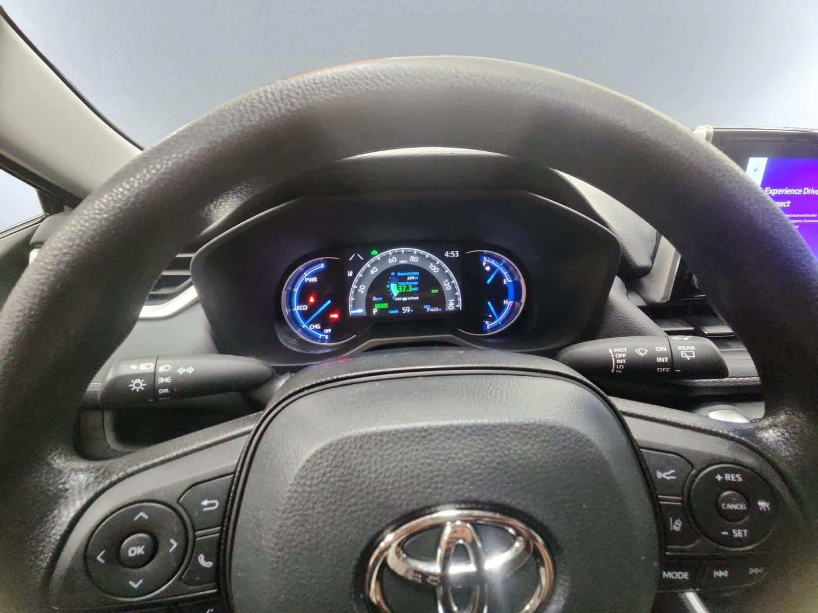 Used 2025 Toyota RAV4 LE AWD/4WD image 13