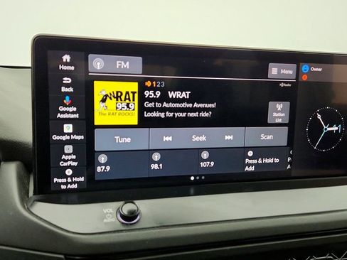 Used 2023 Honda Accord Touring image 19