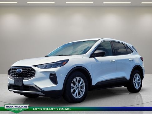 Used 2023 Ford Escape Active FWD image 8