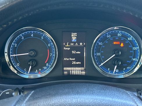 Used 2019 Toyota Corolla SE FWD image 20