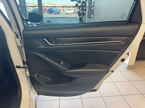 Used 2020 Honda Accord EX-L image 47