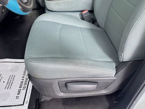 Used 2017 RAM 1500 Express AWD/4WD image 19
