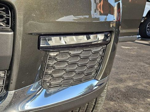 Used 2021 Jeep Grand Cherokee L Limited image 11