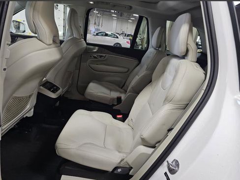 Used 2024 Volvo XC90 B6 Ultimate w/ Protection Package Premier image 7