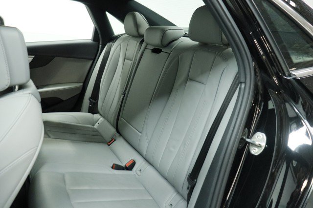 Used 2024 Audi A4 2.0T Premium Plus AWD/4WD image 29