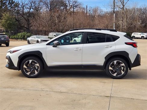 Certified 2025 Subaru Crosstrek 2.5i Limited w/ Crosstrek Mirror Package image 4