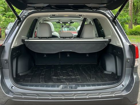 Certified 2024 Subaru Forester Premium AWD/4WD image 27
