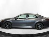 Used 2023 Toyota Camry SE image 2