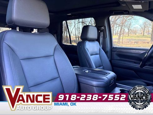 Used 2023 Chevrolet Tahoe LT w/ LT Signature Package image 23