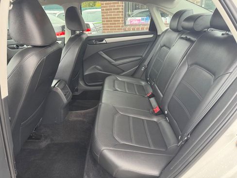 Used 2014 Volkswagen Passat 1.8T S image 16