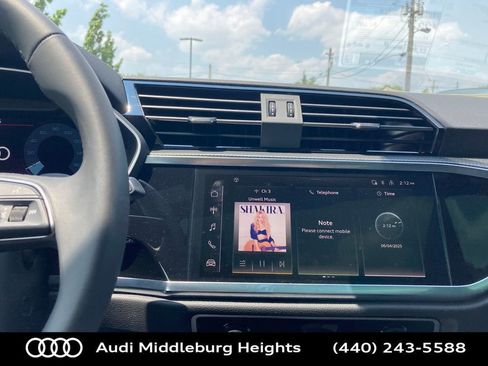 Certified 2025 Audi Q3 2.0T Premium Plus w/ Premium Plus Package image 42