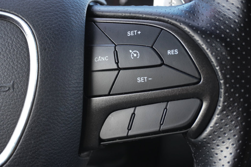 Used 2020 Dodge Durango R/T w/ Blacktop Package AWD/4WD image 26