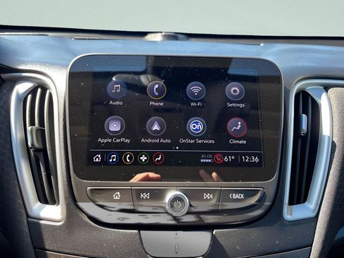 Used 2024 Chevrolet Malibu LT FWD image 19