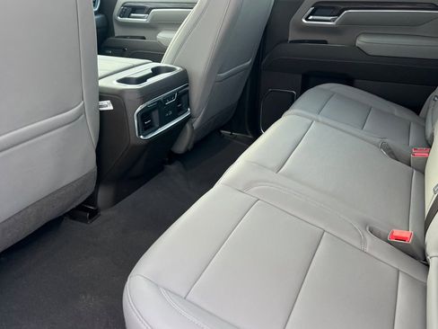 Used 2026 GMC Sierra 3500 SLT w/ SLT Premium Package image 9