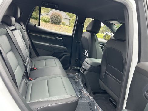New 2026 GMC Terrain AT4 w/ Technology Package II image 41