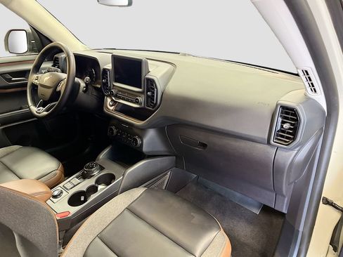 Used 2024 Ford Bronco Sport Outer Banks AWD/4WD image 28