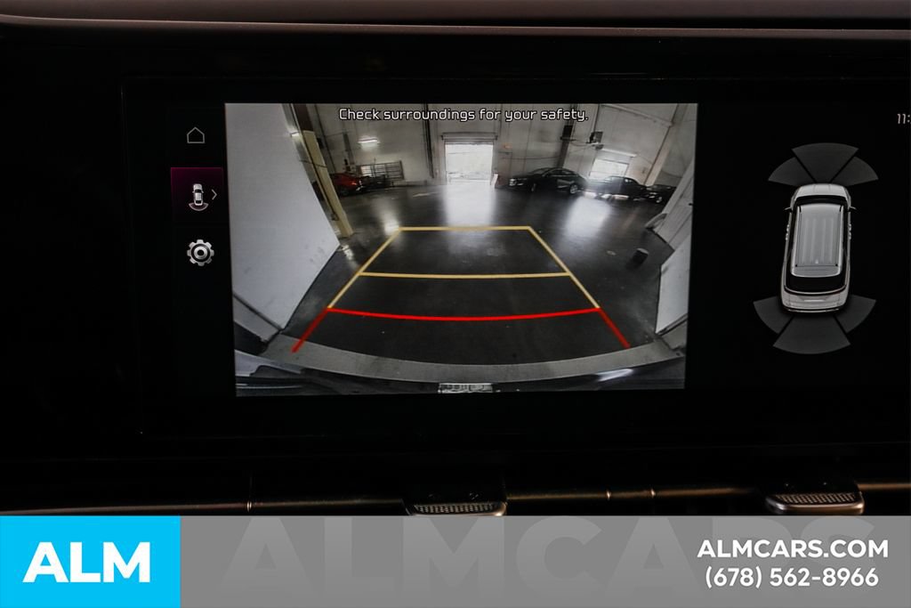 Used 2024 Kia Carnival EX FWD image 34