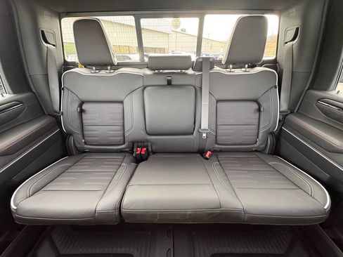 New 2026 GMC Sierra 2500 AT4X image 39