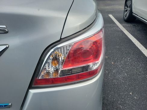 Used 2014 Nissan Altima 2.5 S FWD image 10