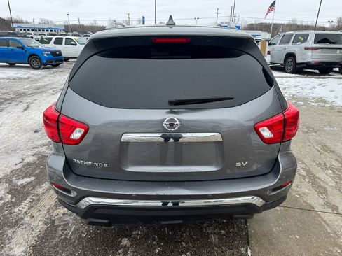 Used 2019 Nissan Pathfinder SV image 6