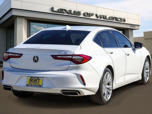 Used 2023 Acura TLX w/ Technology Package FWD image 4