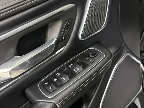 Used 2020 RAM 1500 Laramie AWD/4WD image 20