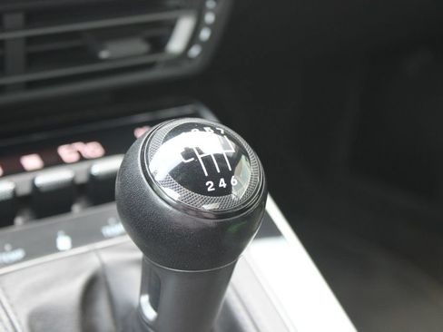 Used 2022 Porsche 911 Carrera S RWD image 17