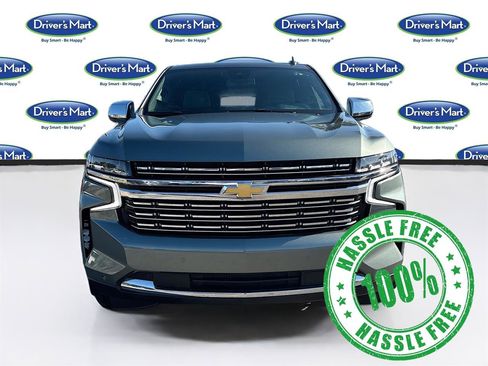 Used 2023 Chevrolet Suburban Premier image 2
