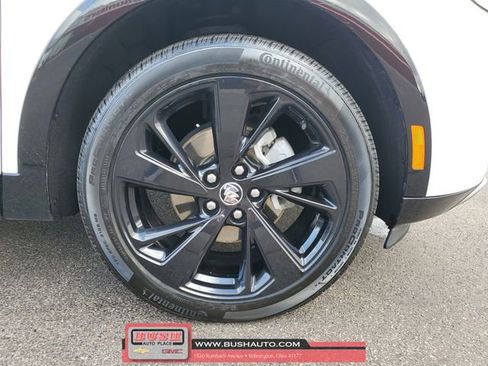 Used 2022 Buick Envision Essence w/ Technology Package I image 5