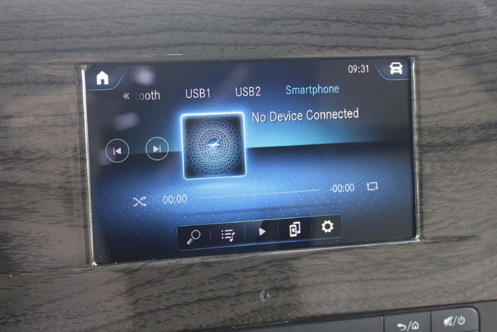 Used 2021 Mercedes-Benz Sprinter 3500 image 51