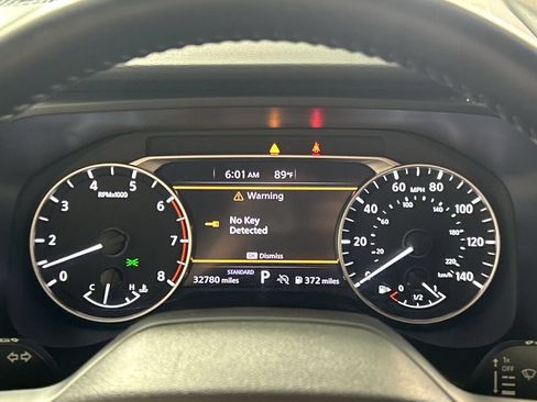 Used 2025 Nissan Rogue SV FWD image 15