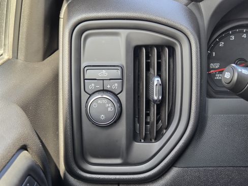 Used 2025 Chevrolet Silverado 1500 Custom RWD image 15