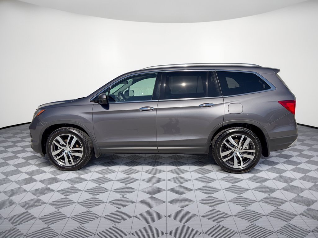 Used 2016 Honda Pilot Touring image 2