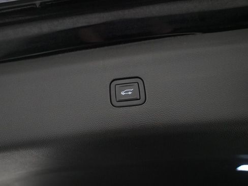 Used 2024 Buick Enclave Essence w/ Experience Buick Package image 15