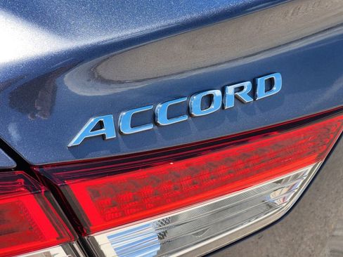 Used 2021 Honda Accord EX-L image 12