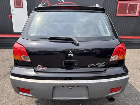 Used 2003 Mitsubishi Outlander LS AWD/4WD image 9