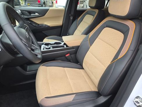 New 2026 Chevrolet Equinox ACTIV w/ Convenience Package III FWD image 16