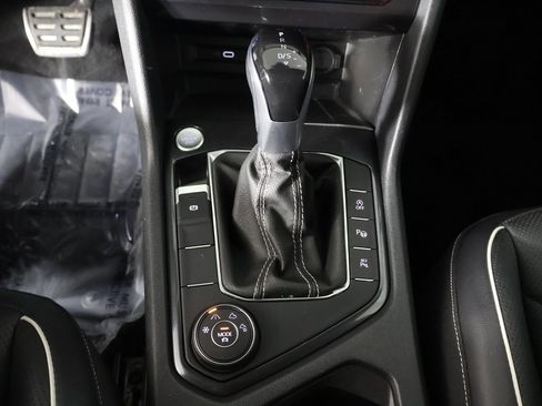 Used 2022 Volkswagen Tiguan SEL R-Line image 47