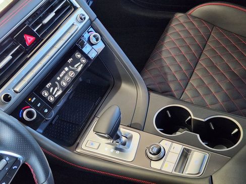 Used 2025 Genesis G70 3.3T Advanced w/ Sport Prestige Package image 19