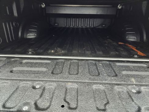 Used 2022 Ford F250 XL w/ STX Appearance Package image 5