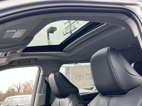 New 2026 Toyota Highlander Limited image 20