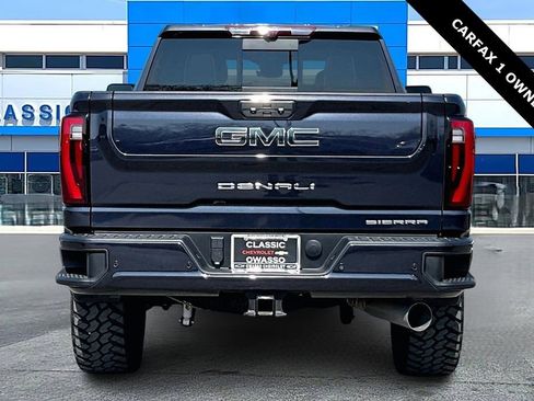 Used 2024 GMC Sierra 2500 Denali Ultimate image 6