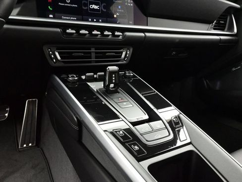 Certified 2024 Porsche 911 Turbo AWD/4WD image 11